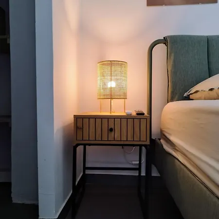 Apartment Spacious Modern Flat In Koukaki
